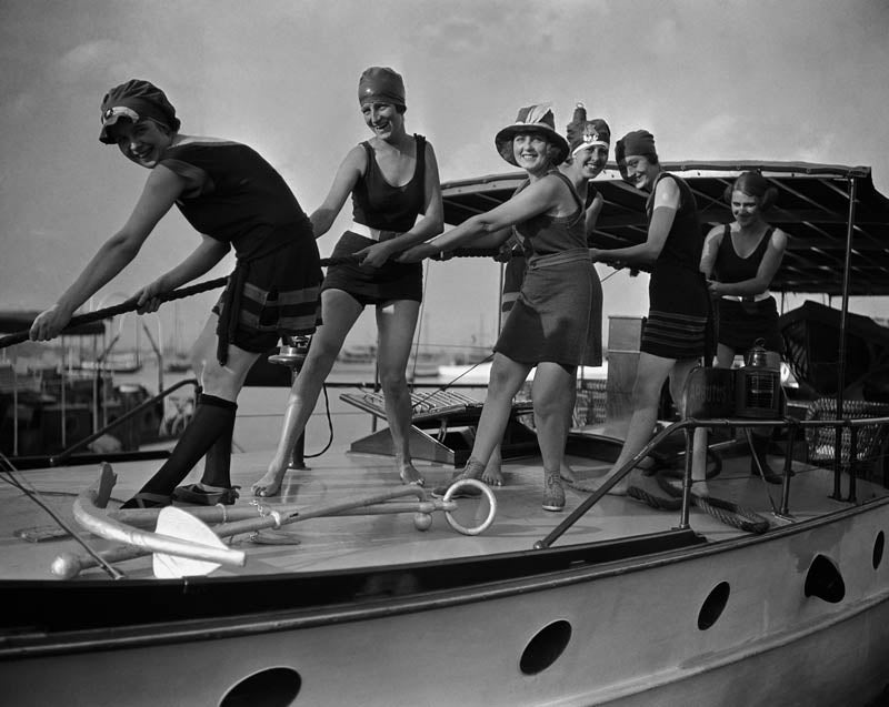 Bathing Beauties on Board, 1921