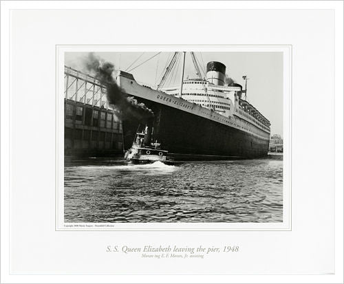 S.S. QUEEN ELIZABETH leaving the pier, 1948